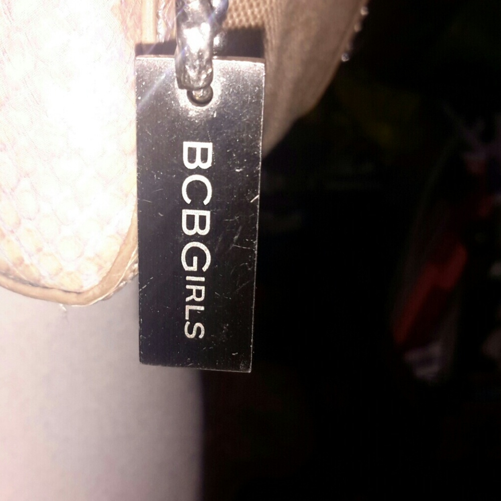 Handbag - Picture 2 of 4
